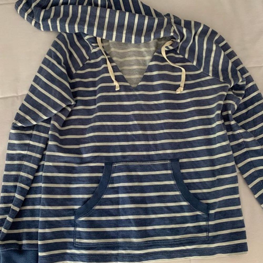 ⚡️Anthropologie allihop women’s medium sweat shirt